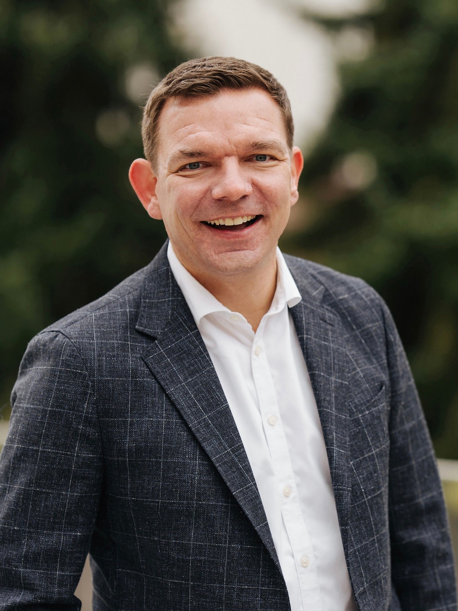 Robert_Szilinski_official